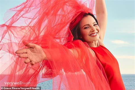 Fran Drescher, 65, shows off her toned tummy in a bra top